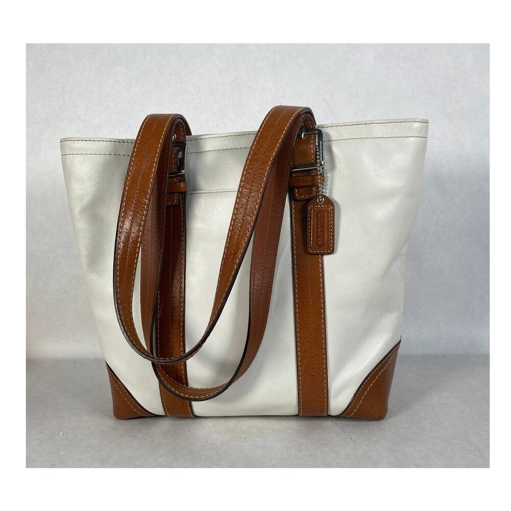 Coach Hampton Leather Bucket Tote Shoulder Bag F11201 Off White/Tan MSRP $398 - Picture 6 of 7